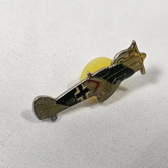 Vintage Messerschmitt BF-109 Aircraft German Military Aviation Lapel Hat Pin - Picture 2 of 5